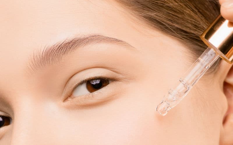 how to sculpt your cheeks for a flawless contour